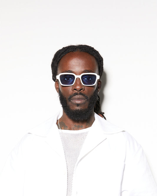 SZADE - booth ; heavy cream / prussian