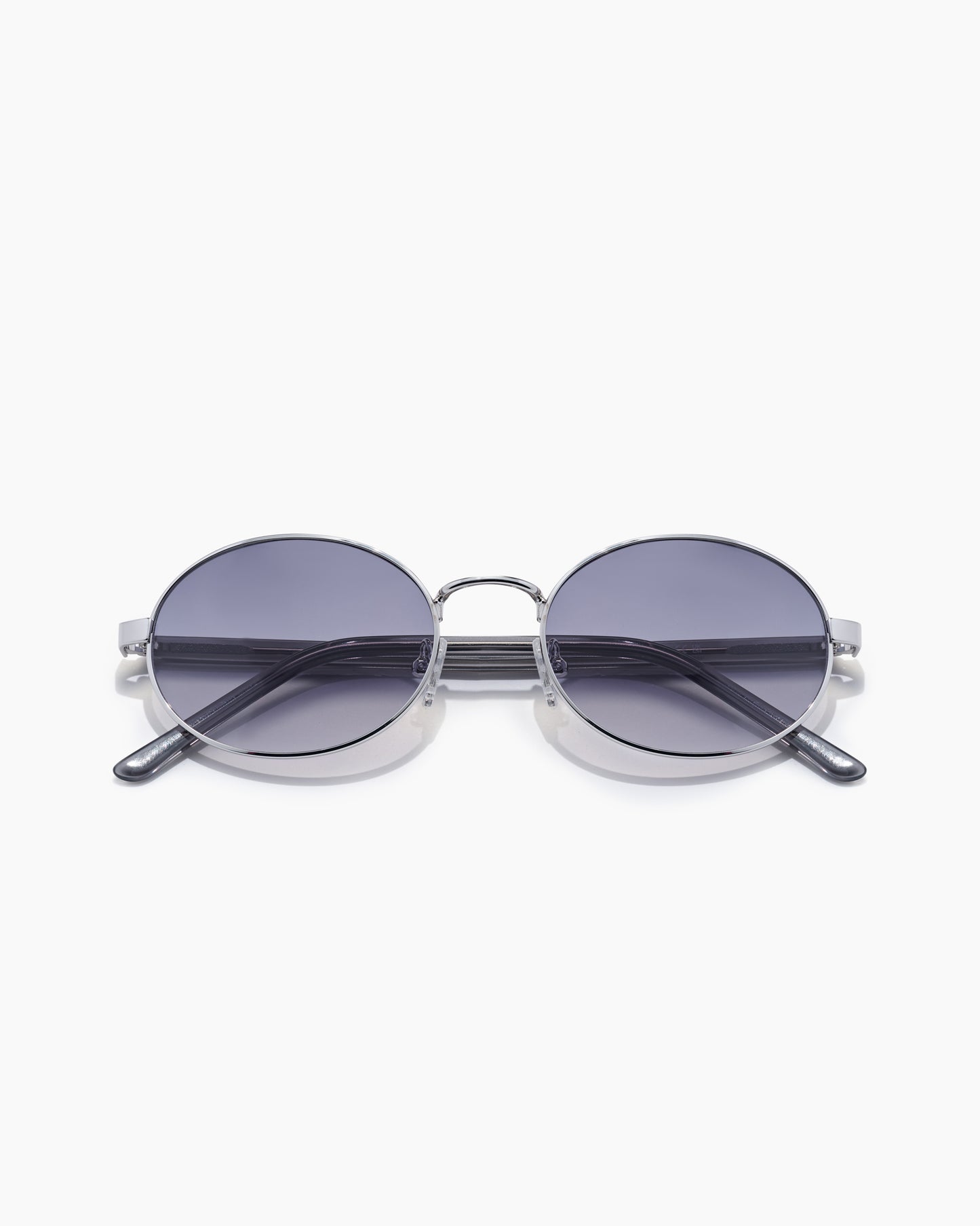 SZADE - finch ; polished silver / charcoal