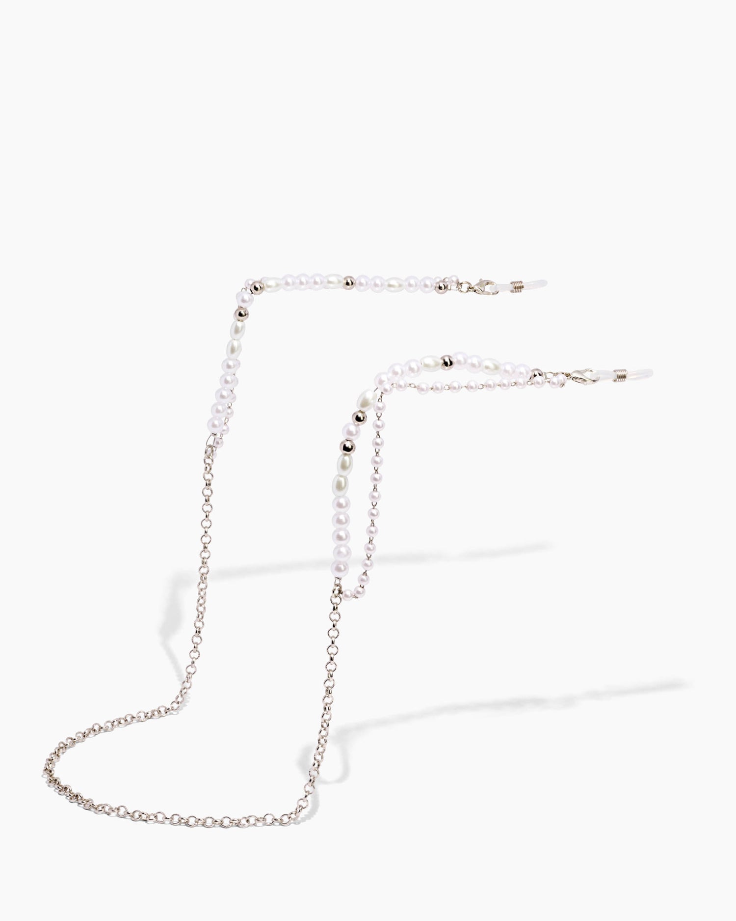 SZADE - sunglass chain ; silver / pearl