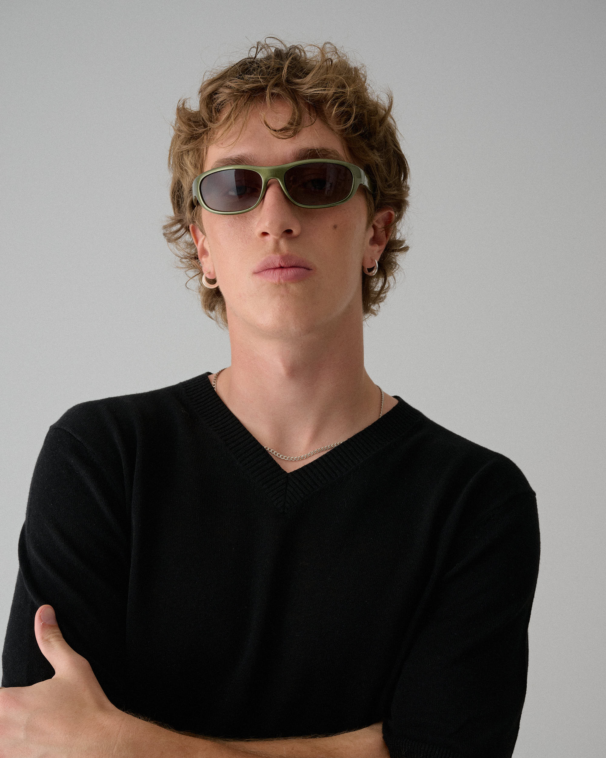 traffic ; olive quartz / dune