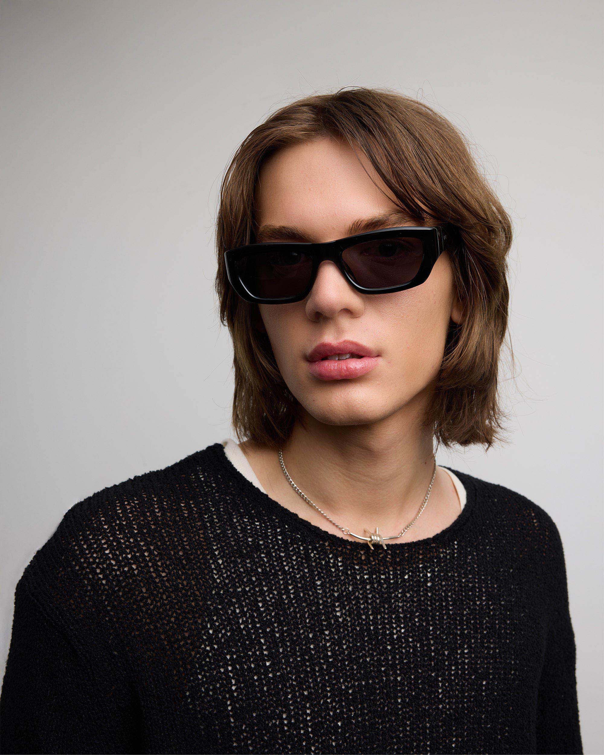 Spence ; elysium double black / ink polarised – Szade
