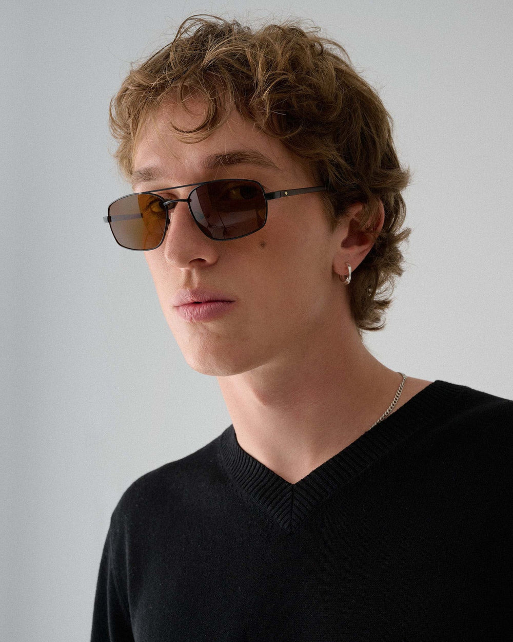 astley ; matte black / hazelnut