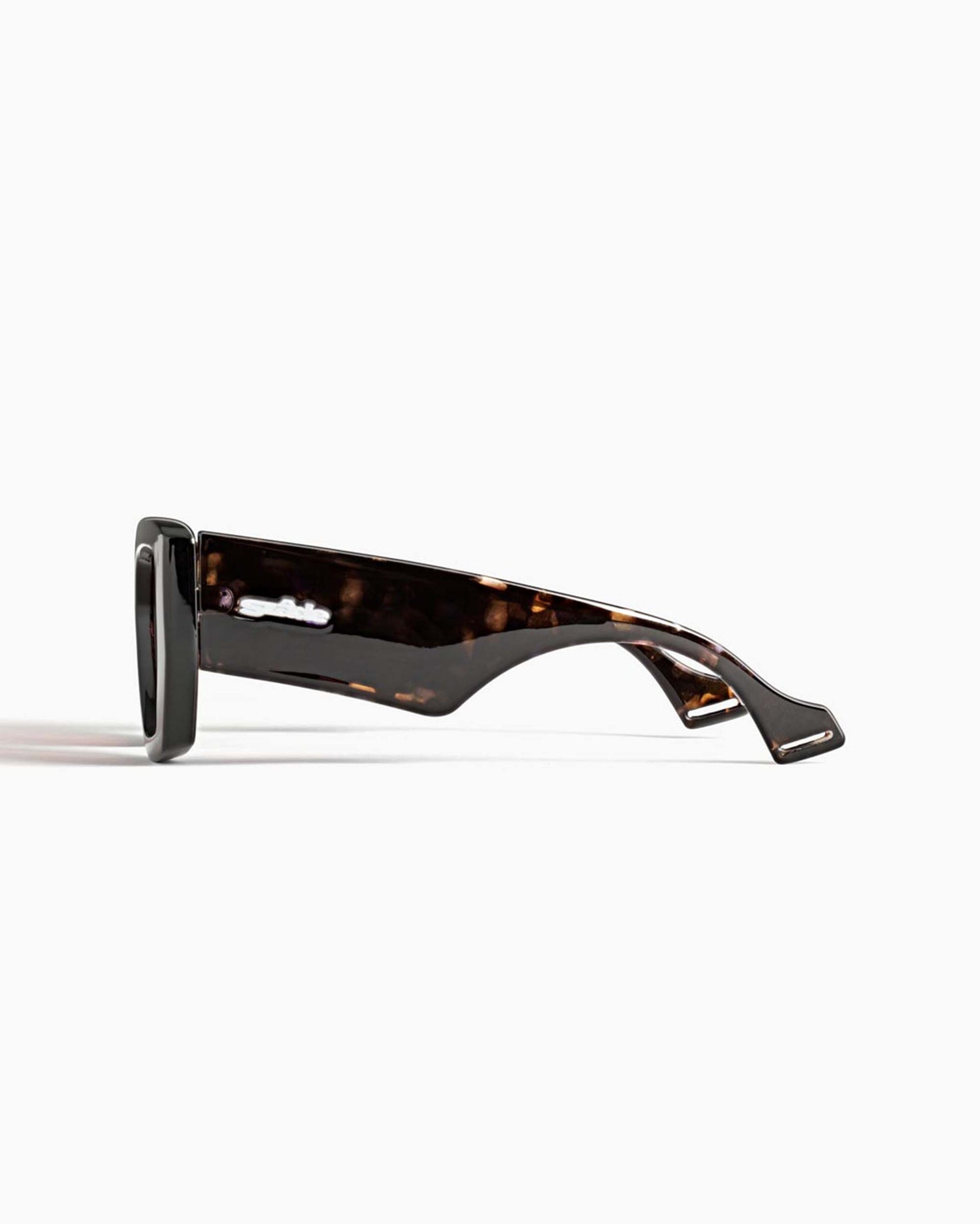 SZADE - lowen ; elysium black / blackberry